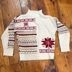 American Eagle Cream Knit Sweater with Red and Brown Patterns Size small petite